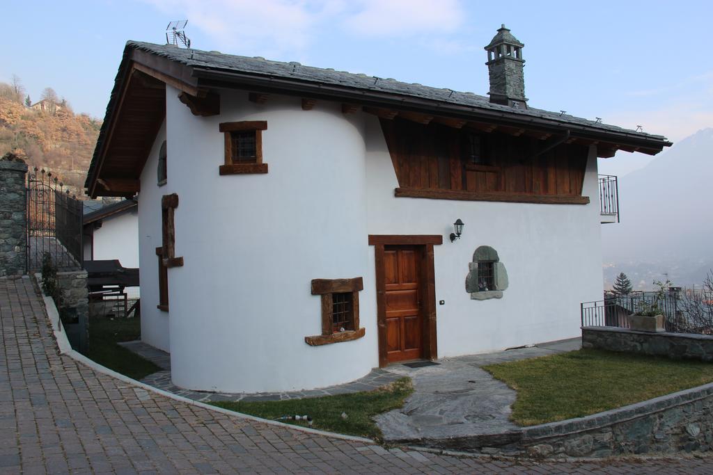 Villa La Tour Nus Exteriér fotografie